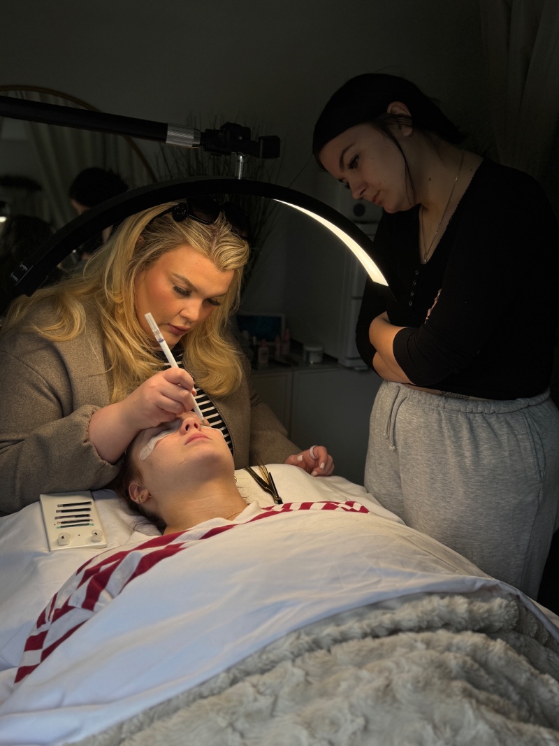 Lash education